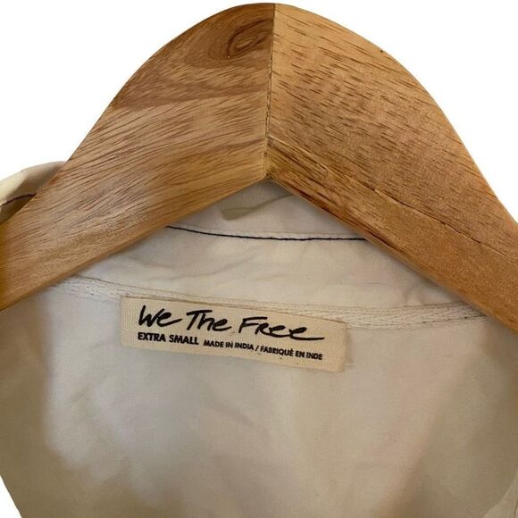 We the Free Free People XS oversized button down long sleeve high low hem shirt - Picture 4 of 7